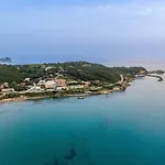 Apart-hotel Kosmos 4*