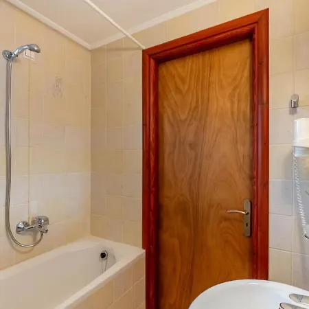 Kosmos Hotel de apartamente 4*