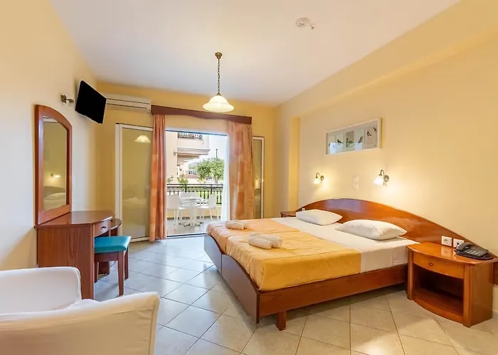 Apart Otel Kosmos Agios Stefanos Avliotes (Corfu)